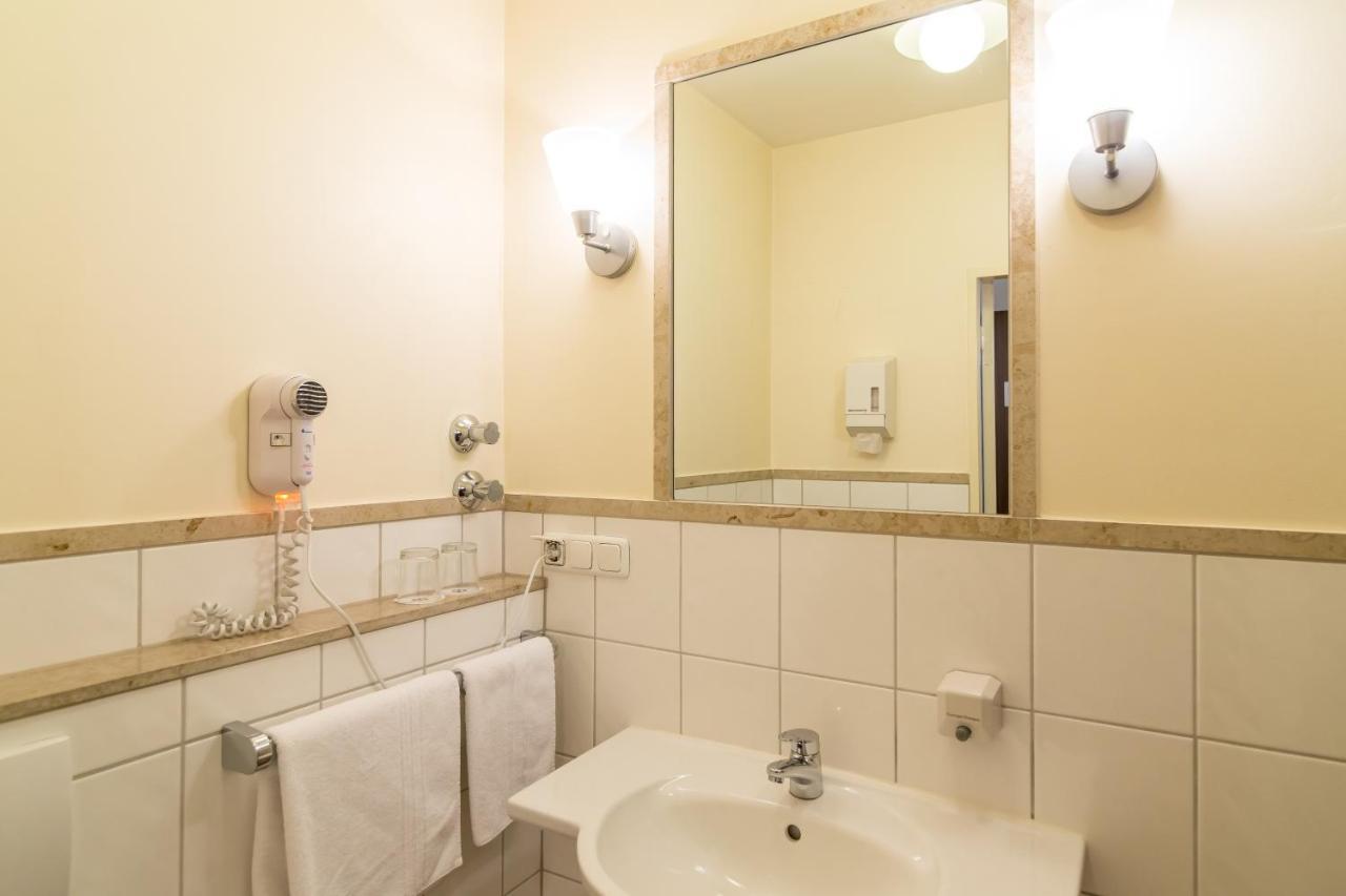 Hotel Klein Frankfurt Φραγκφούρτη Εξωτερικό φωτογραφία