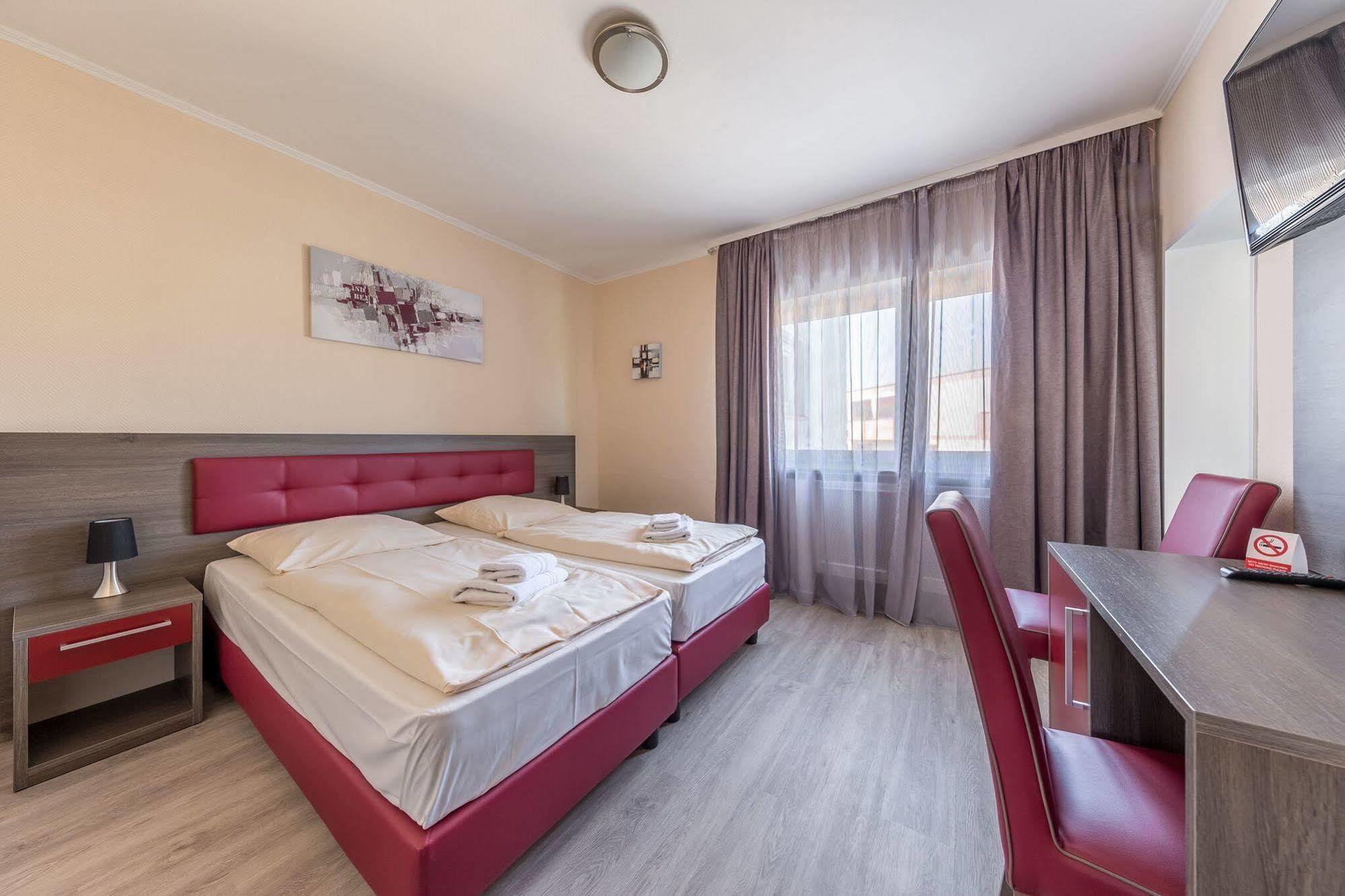 Hotel Klein Frankfurt Φραγκφούρτη Εξωτερικό φωτογραφία