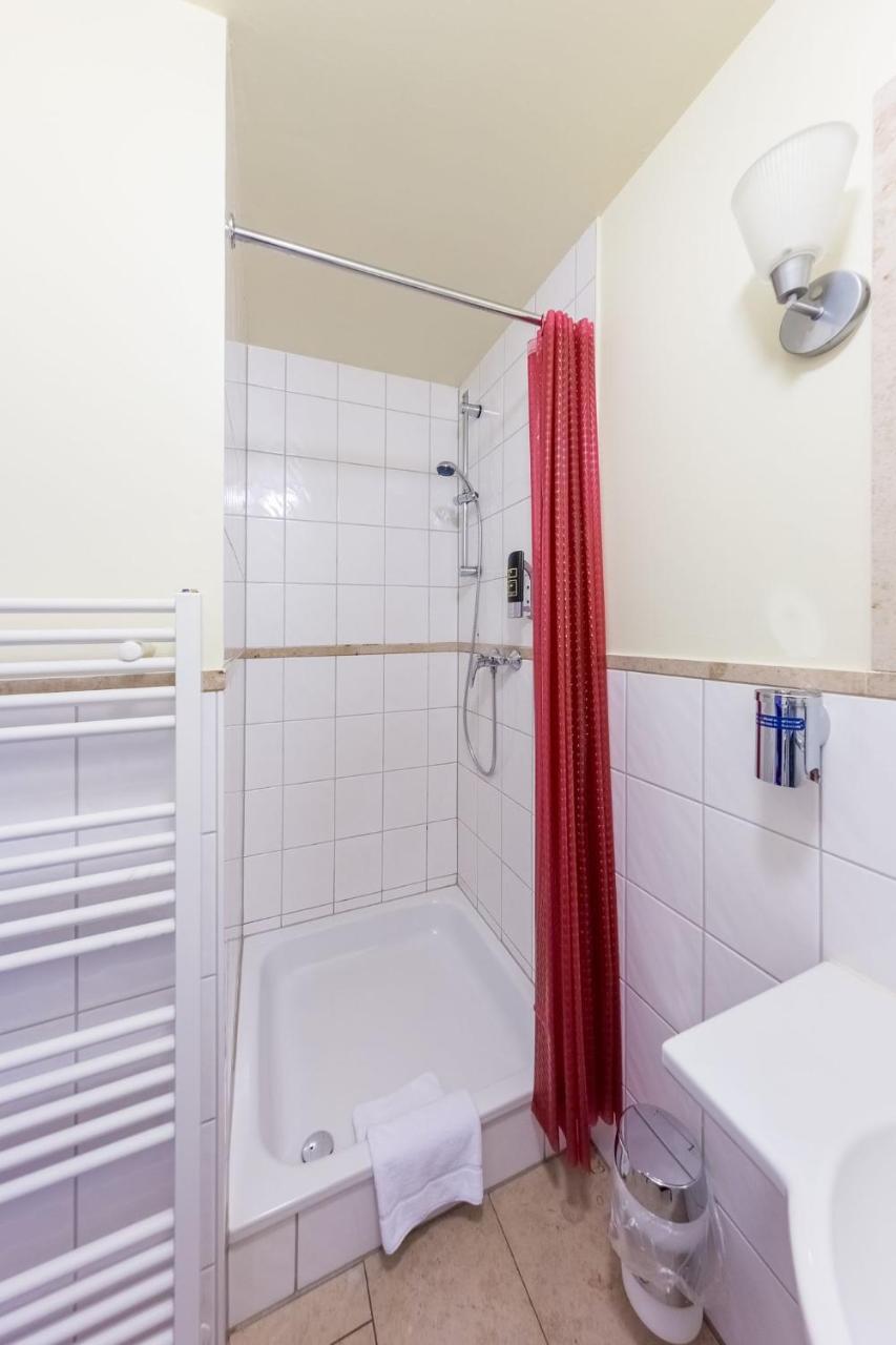 Hotel Klein Frankfurt Φραγκφούρτη Εξωτερικό φωτογραφία