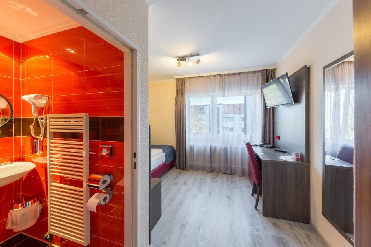 Hotel Klein Frankfurt Φραγκφούρτη Εξωτερικό φωτογραφία